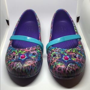 Girls Crocs Lina Charm Flats